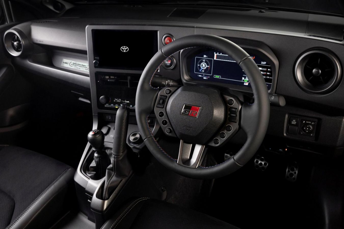 Νέο Toyota GR Yaris με την υπογραφή του Sébastien Ogier